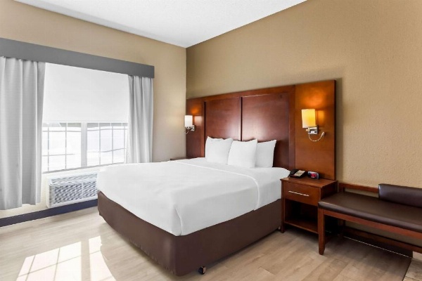 Comfort Suites Grayslake Near Libertyville North image 23